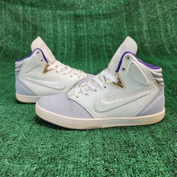 Nike Kobe 9 Men's Size 9 Shoes Lifestyle Wolf Grey White Mamba 630774-001 - Picture 2 of 13